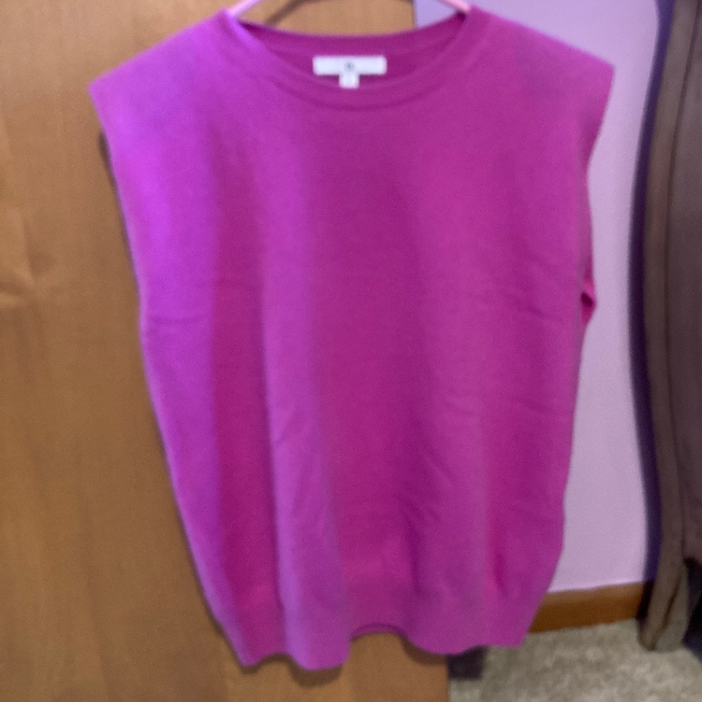 Banana republic 100% cashmere size small vest